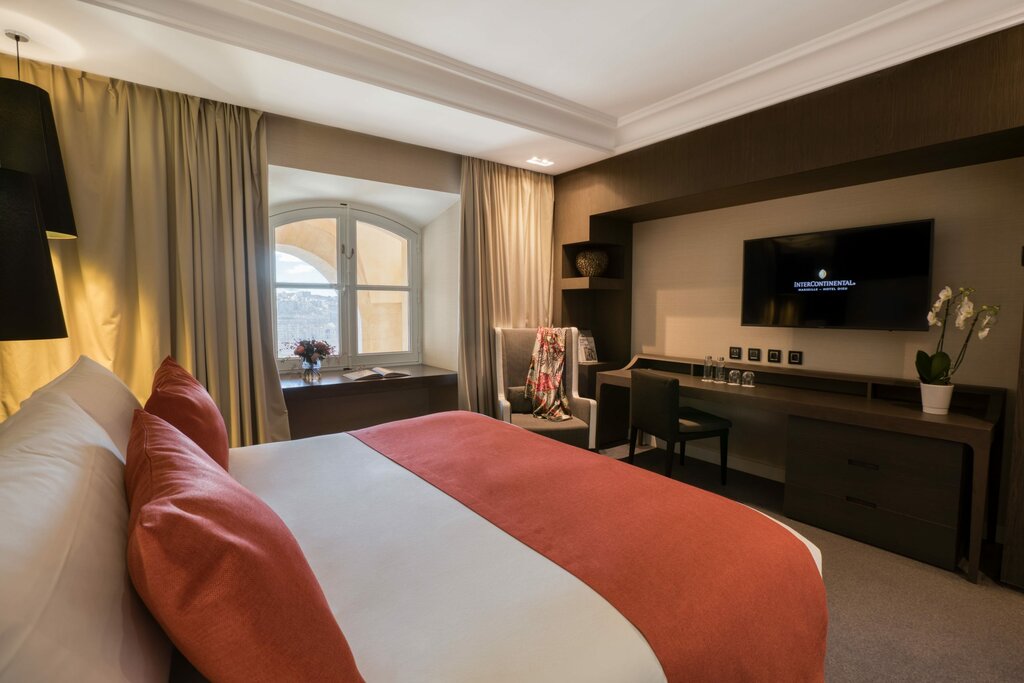 Hotel1299