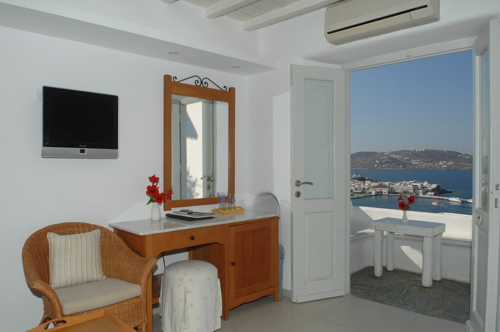 Hotel499