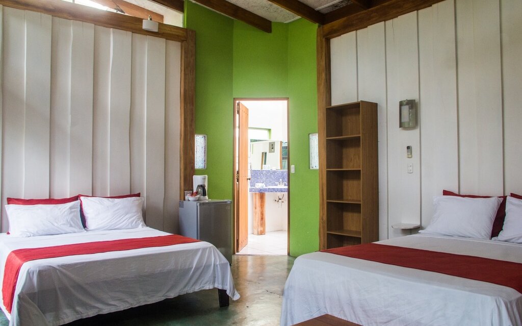 Hotel283