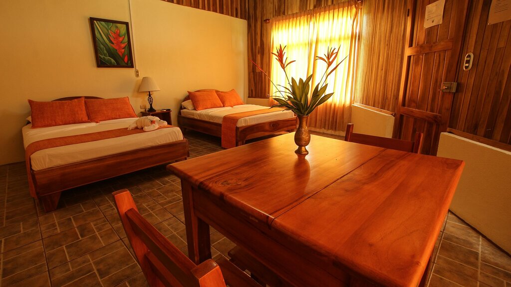 Hotel220