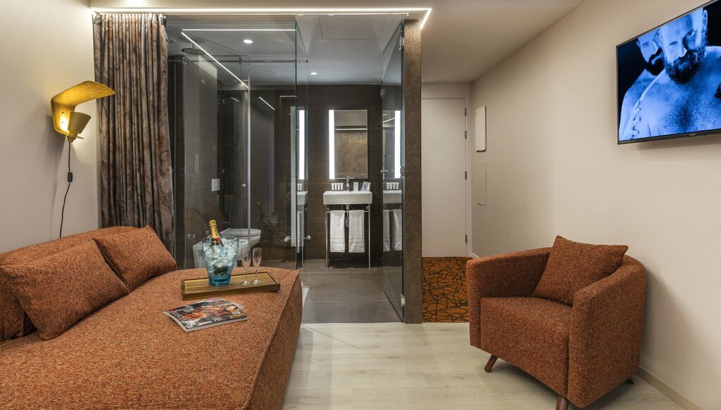 Hotel969