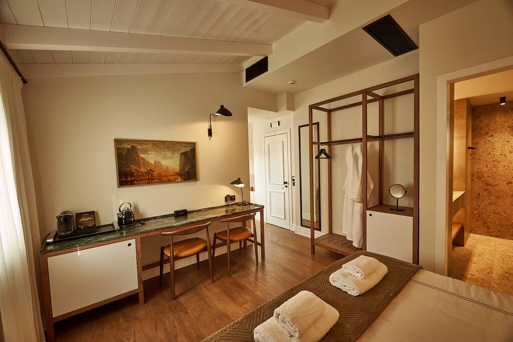 Hotel534