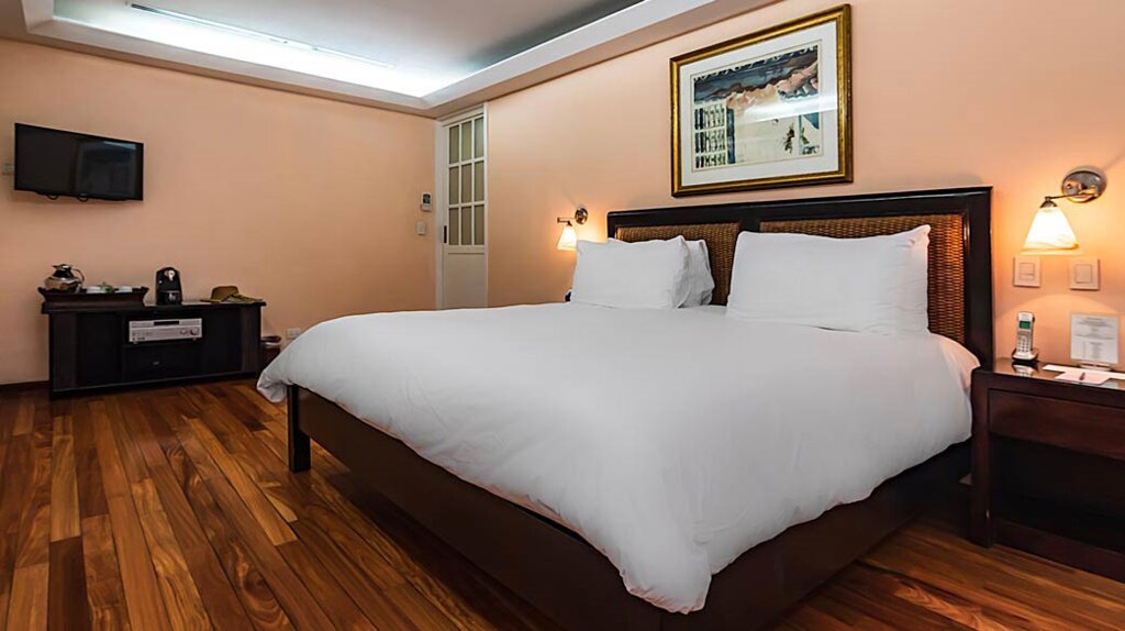 Hotel290