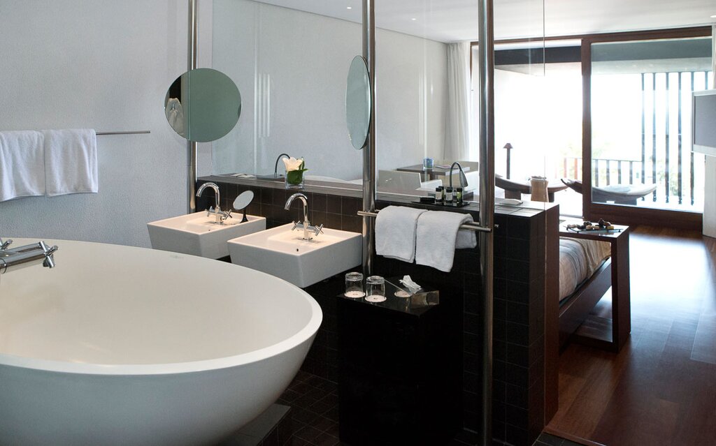 Hotel845
