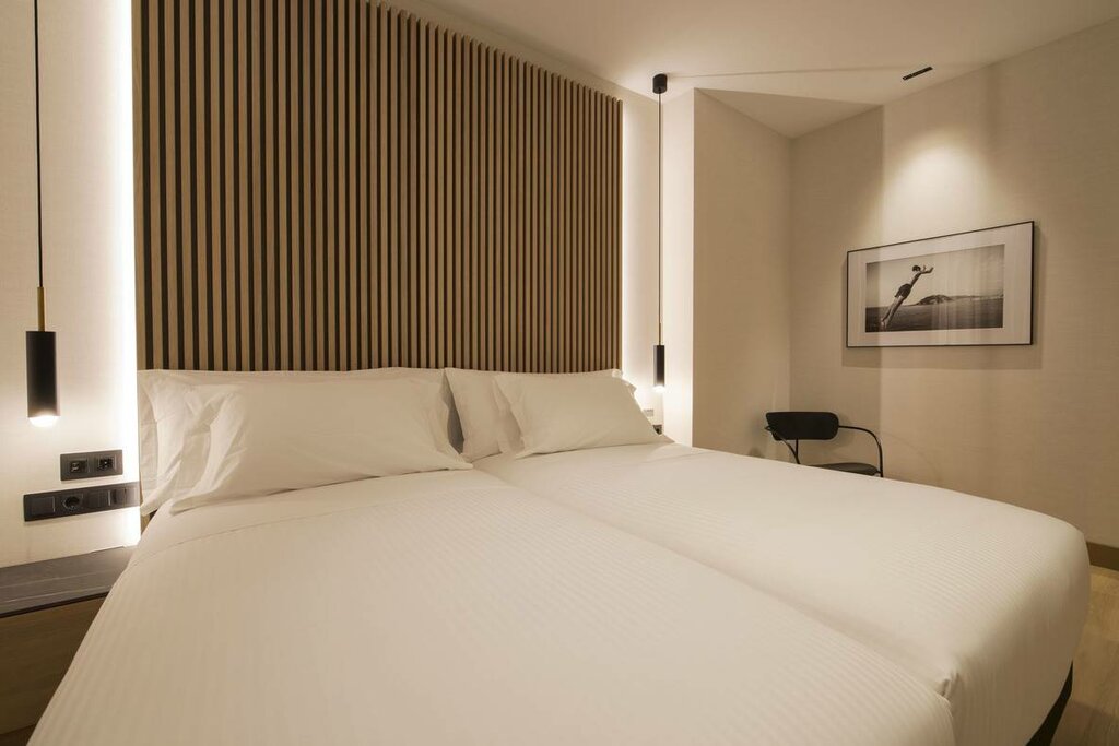 Hotel896