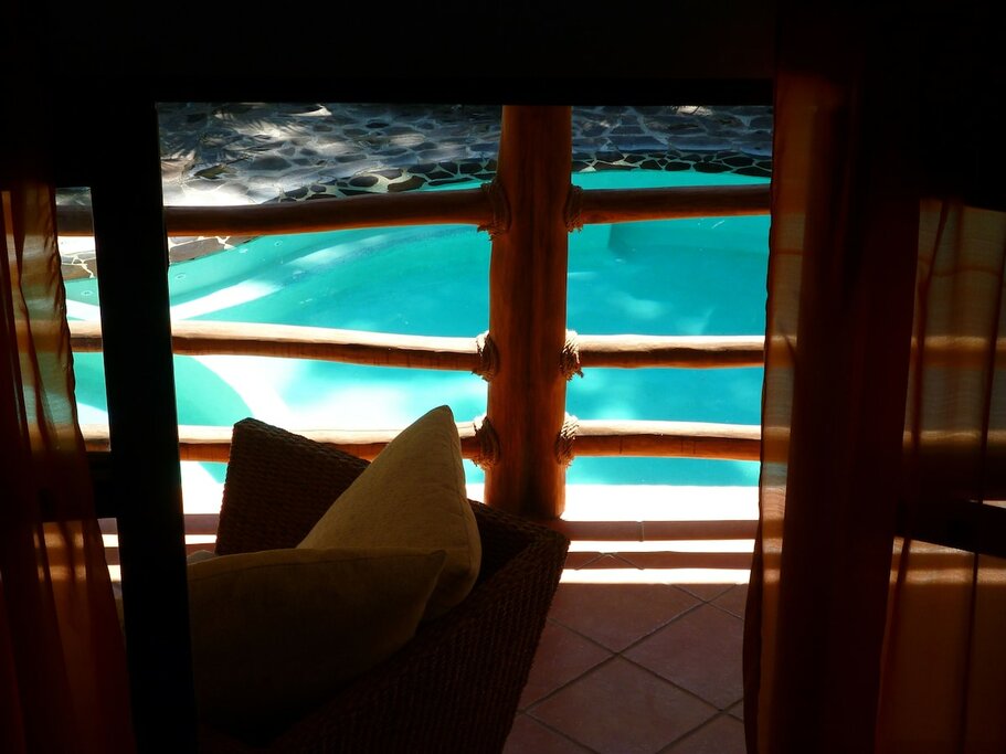 Hotel325