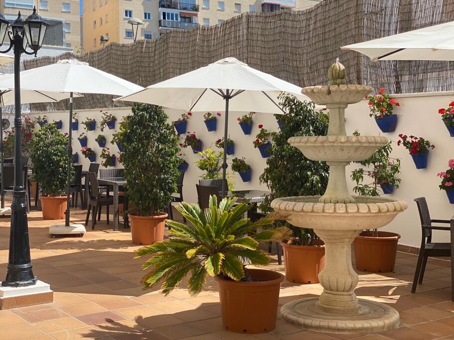 Hotel962