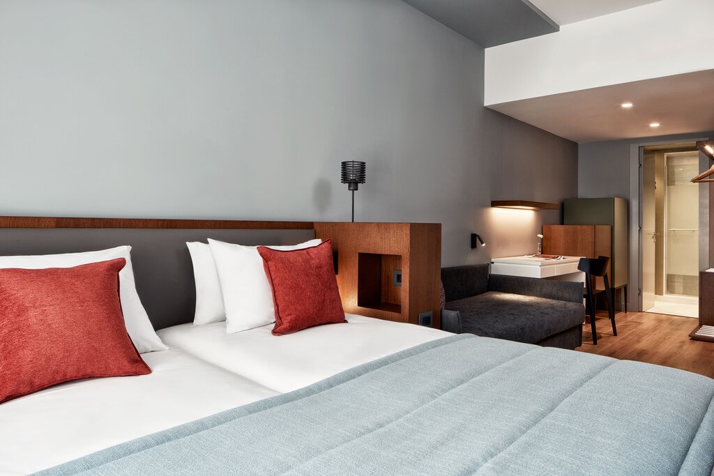Hotel482