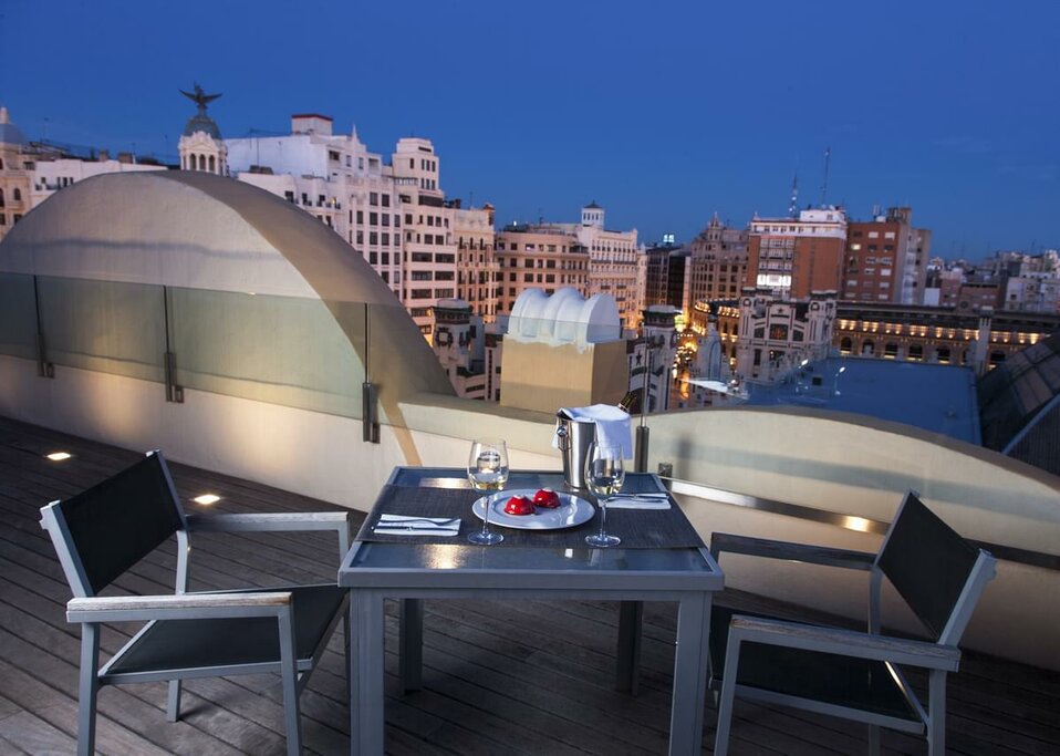 Hotel858