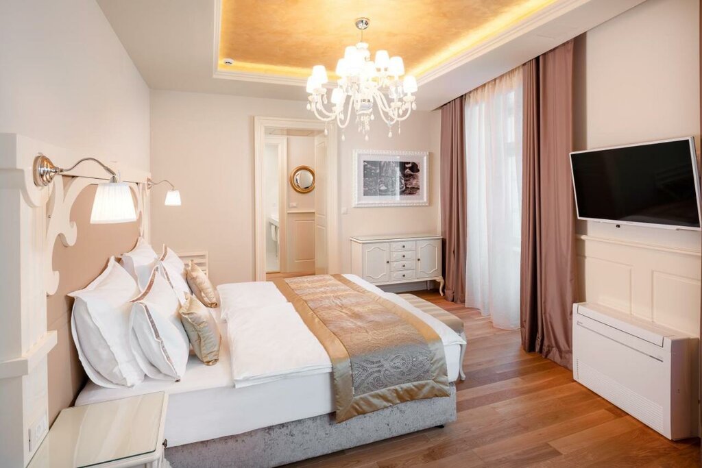 Hotel1353