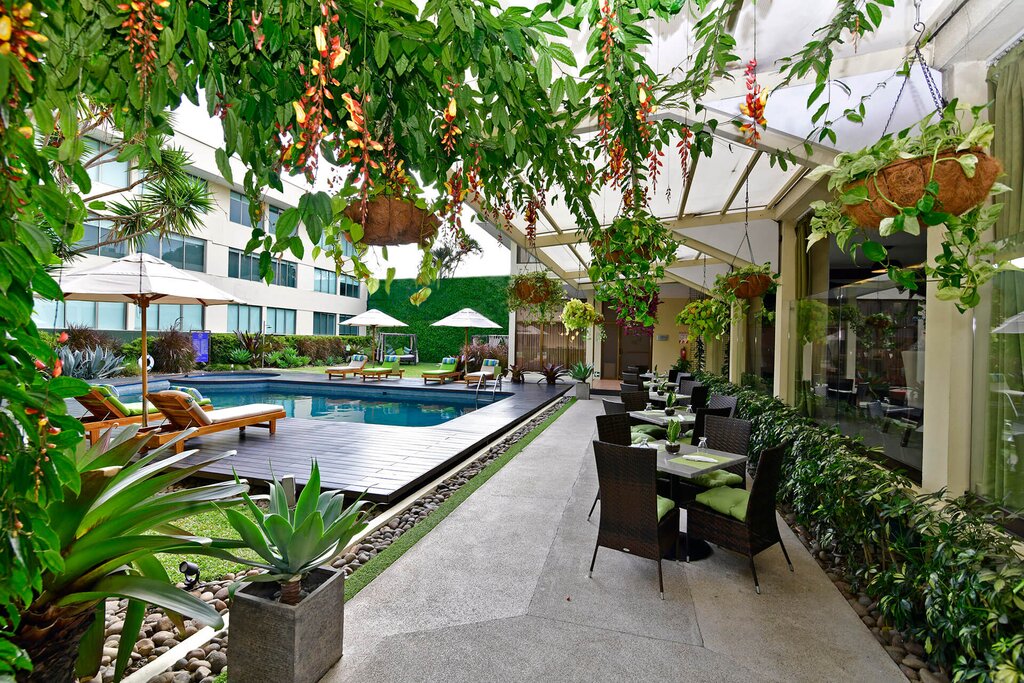 Hotel263