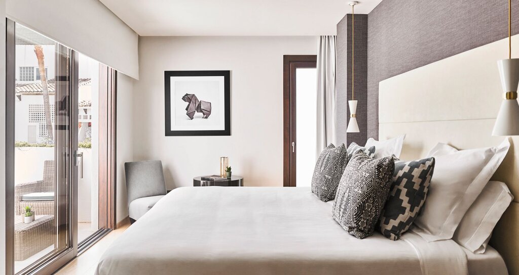 Hotel982