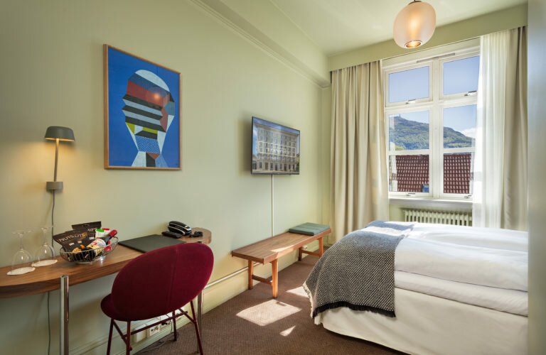 Hotel386