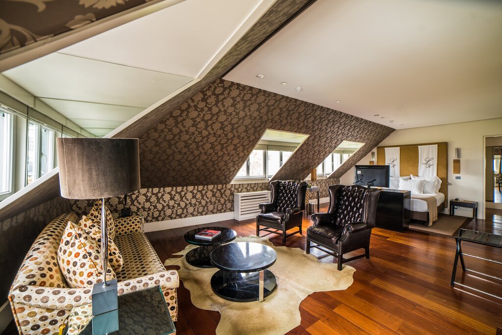 Hotel1114