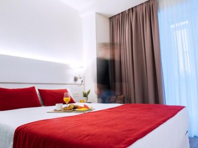 Hotel990