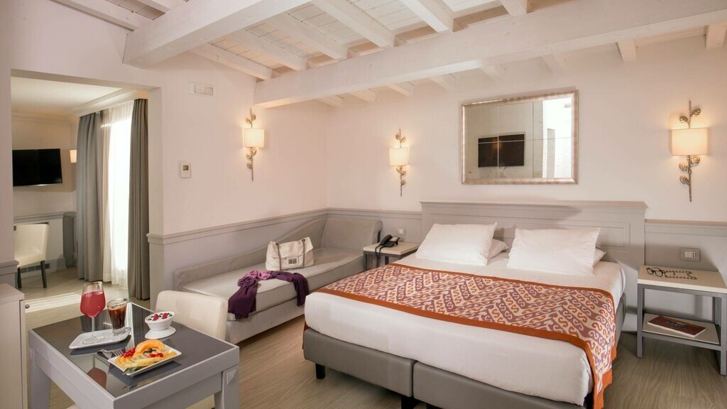 Hotel27
