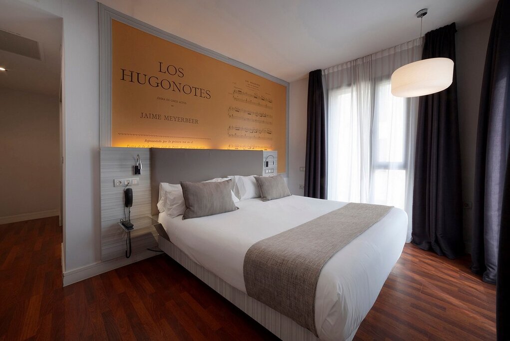 Hotel740