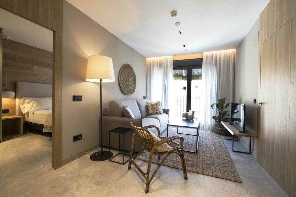Hotel783