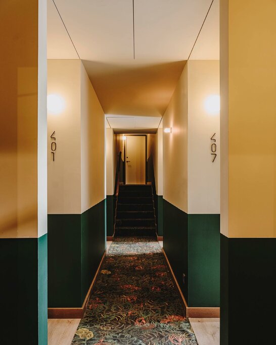 Hotel772