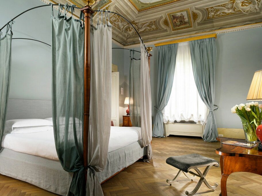 Hotel43