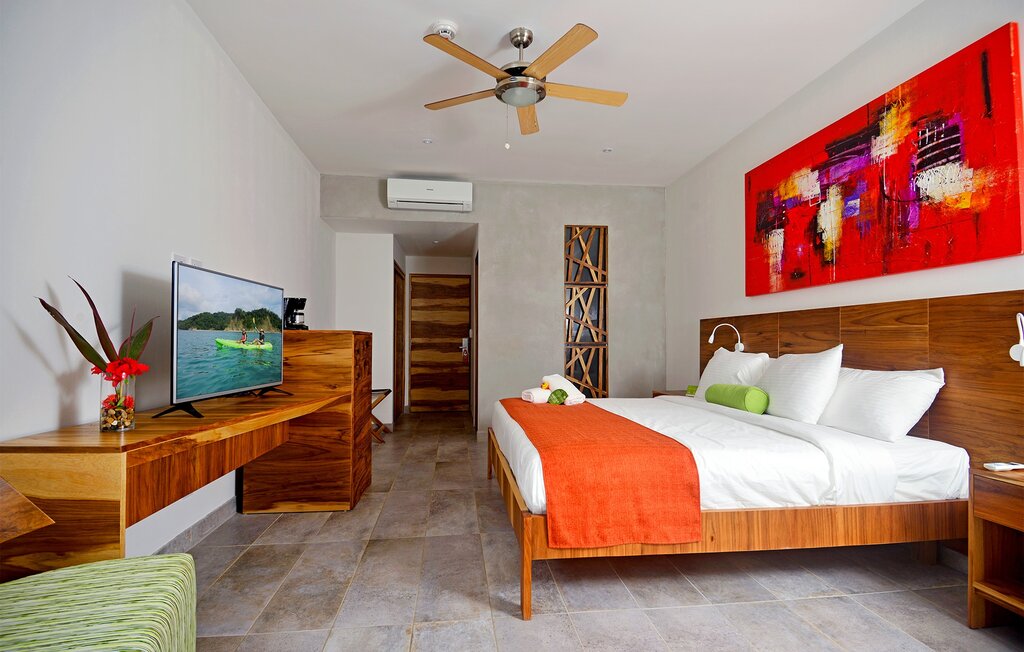 Hotel337