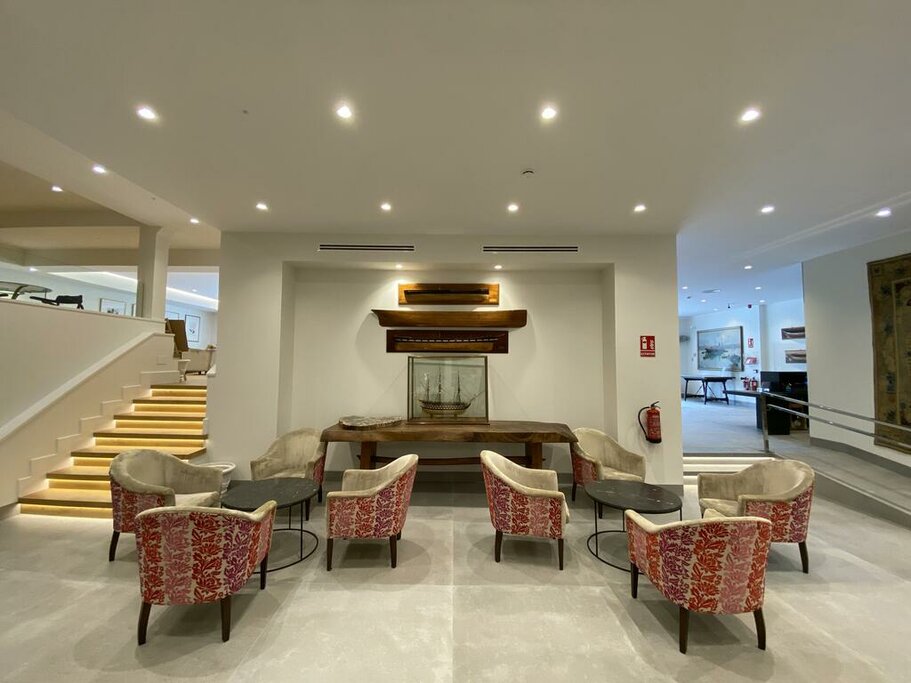 Hotel775