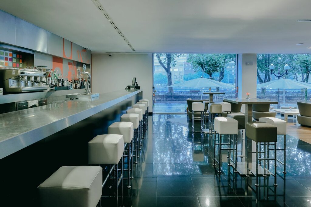 Hotel764