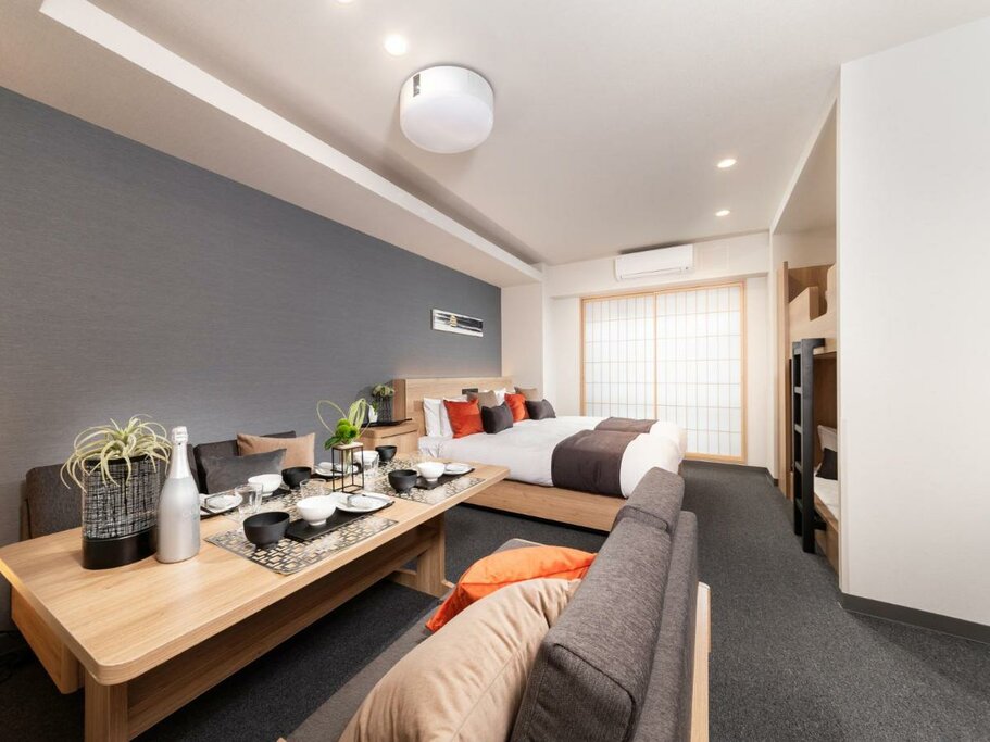 Hotel142