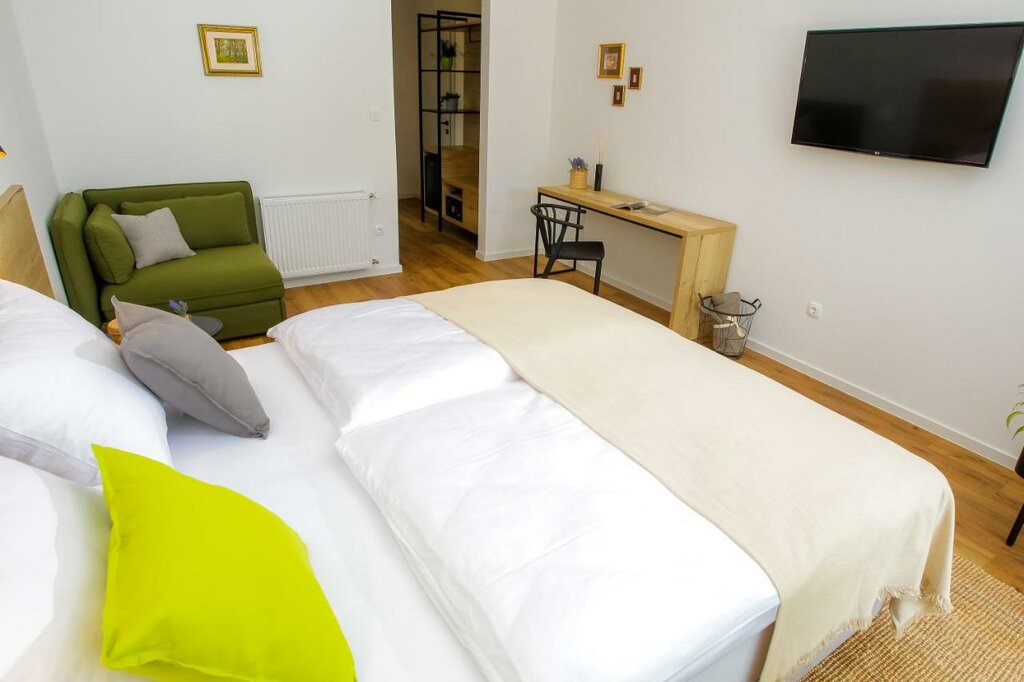 Hotel1369