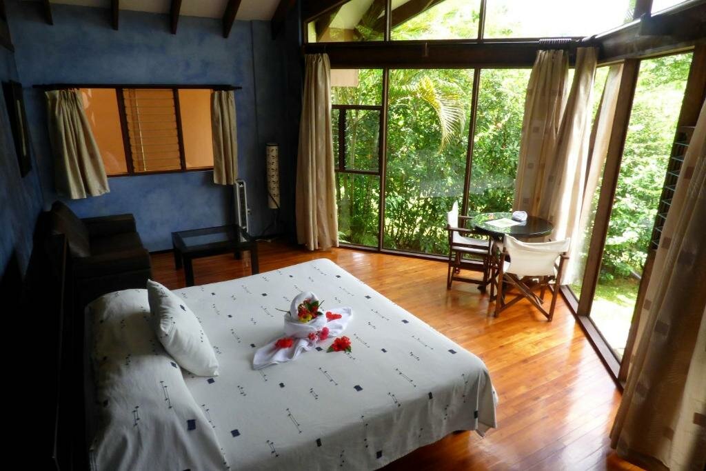 Hotel254