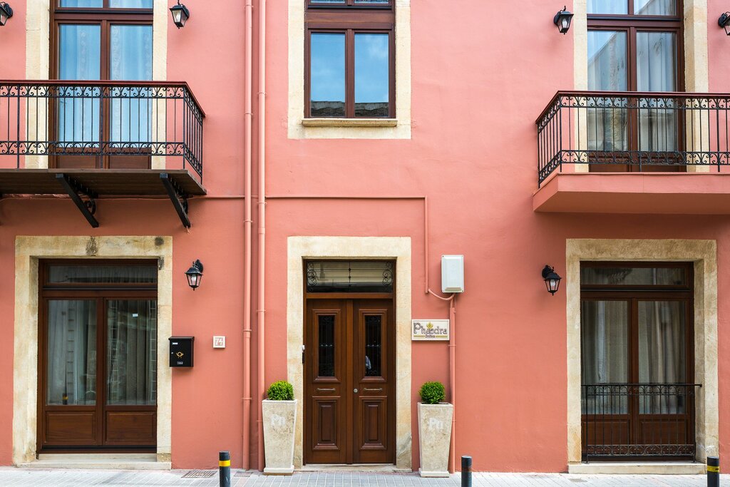 Hotel589