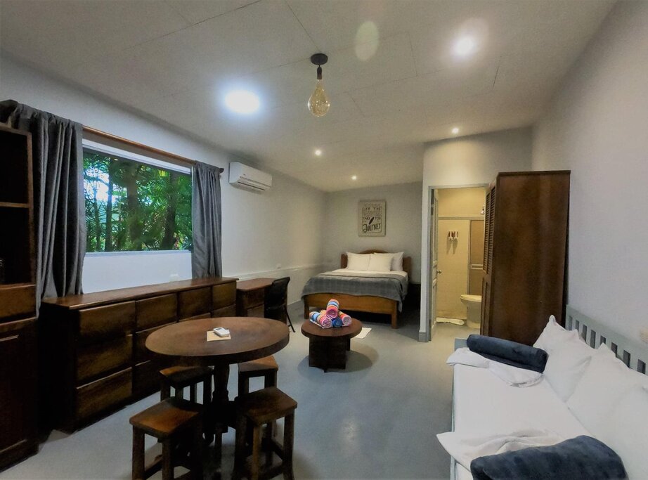Hotel318