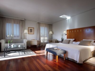 Hotel668