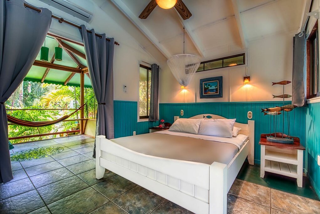 Hotel187