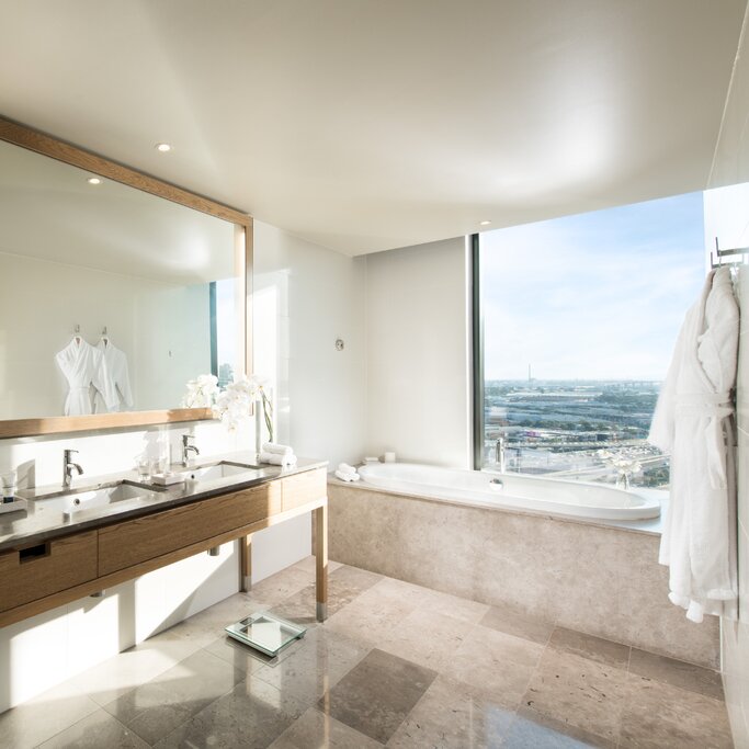Hotel1403
