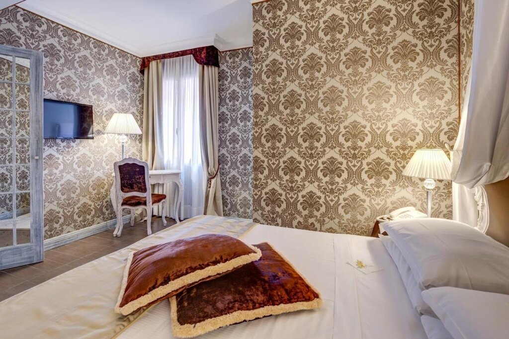 Hotel7