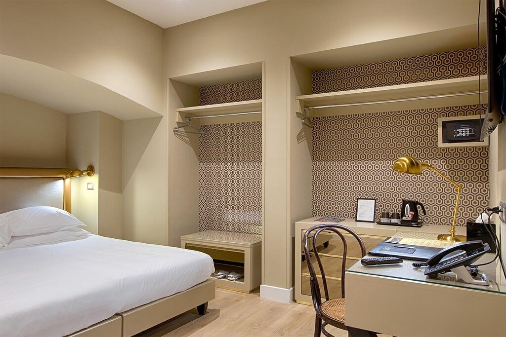Hotel25