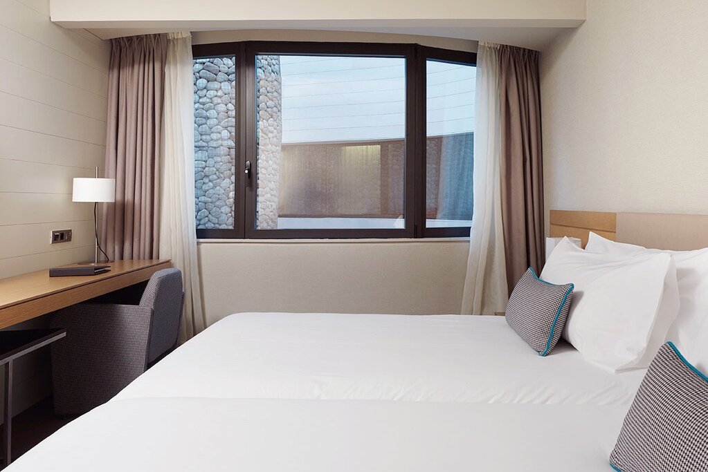 Hotel963