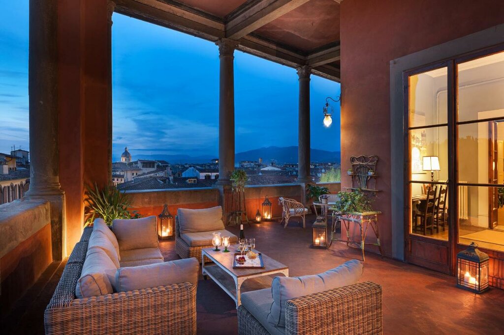 Hotel30