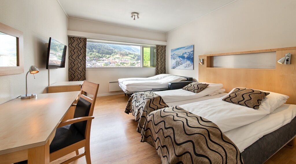 Hotel438