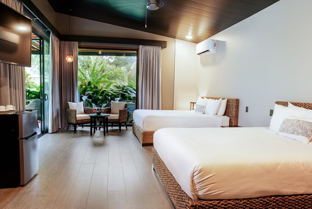 Hotel273