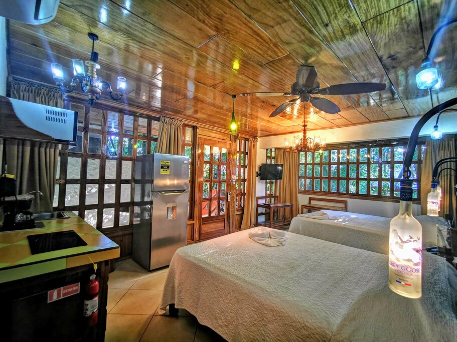 Hotel183