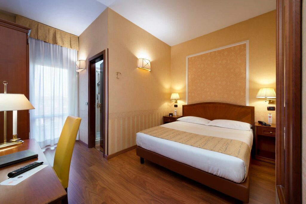 Hotel52