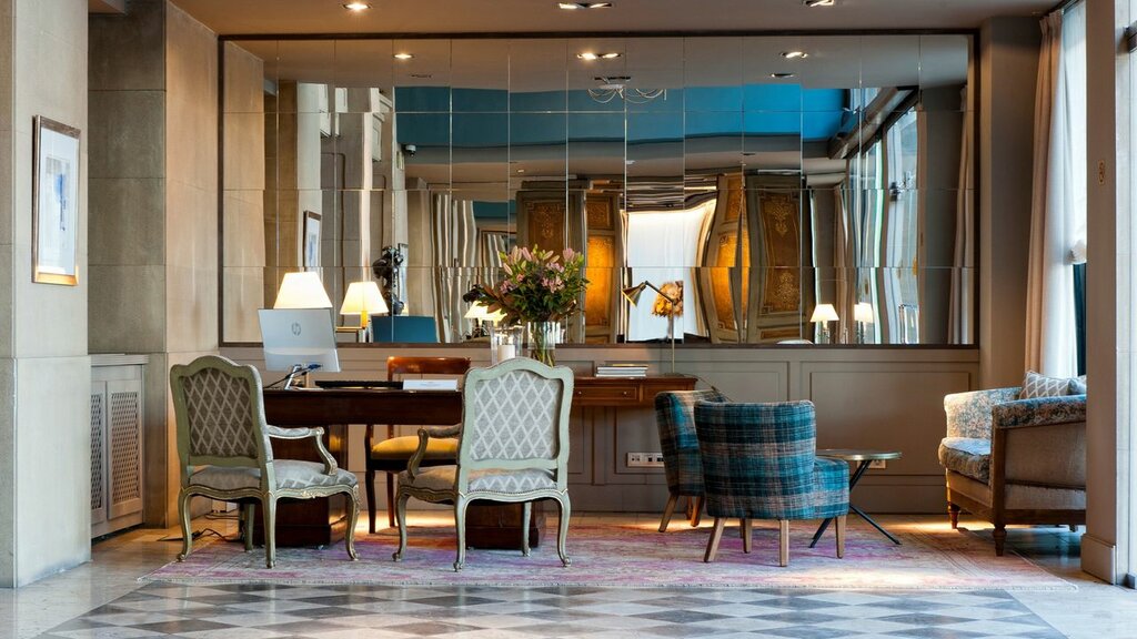 Hotel923