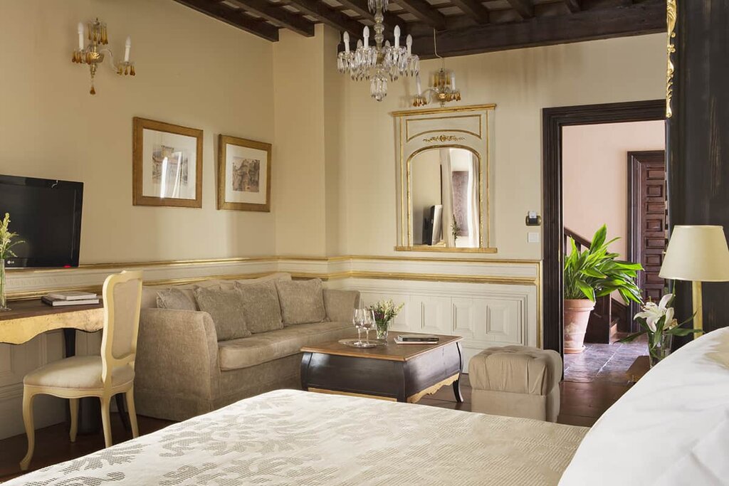 Hotel689