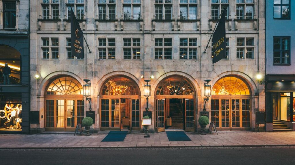 Hotel348