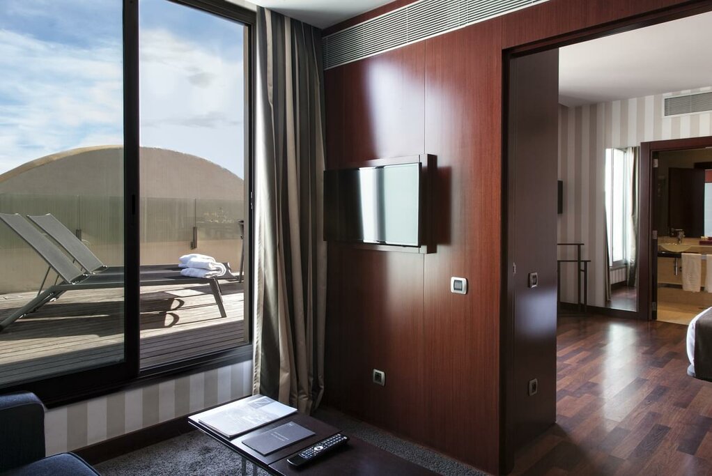 Hotel858
