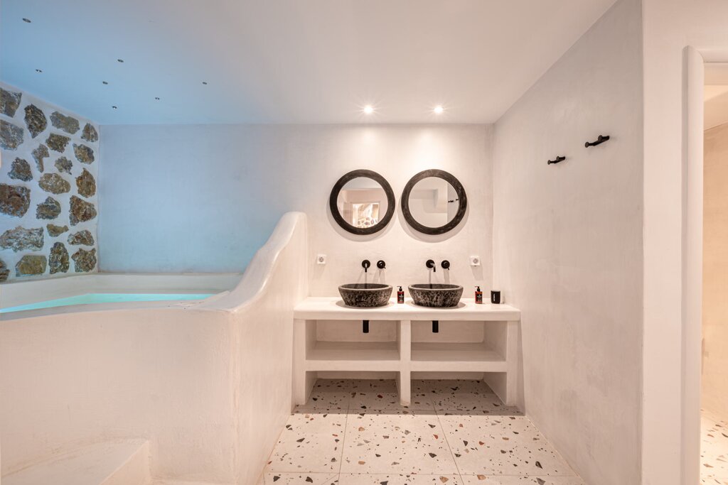 Hotel497
