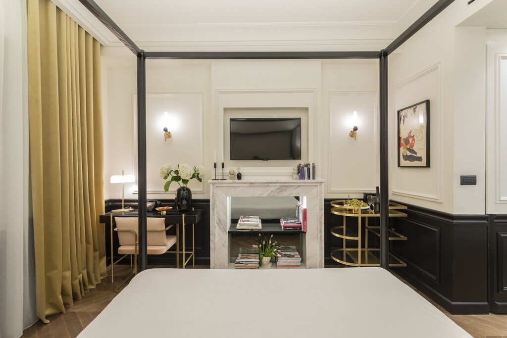 Hotel596