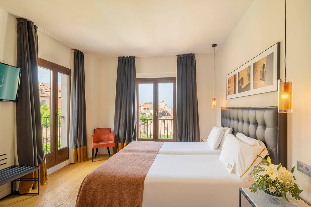 Hotel692